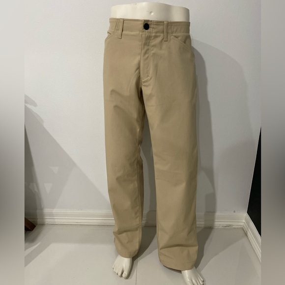 Under Armour Pants - Picture 1 of 9